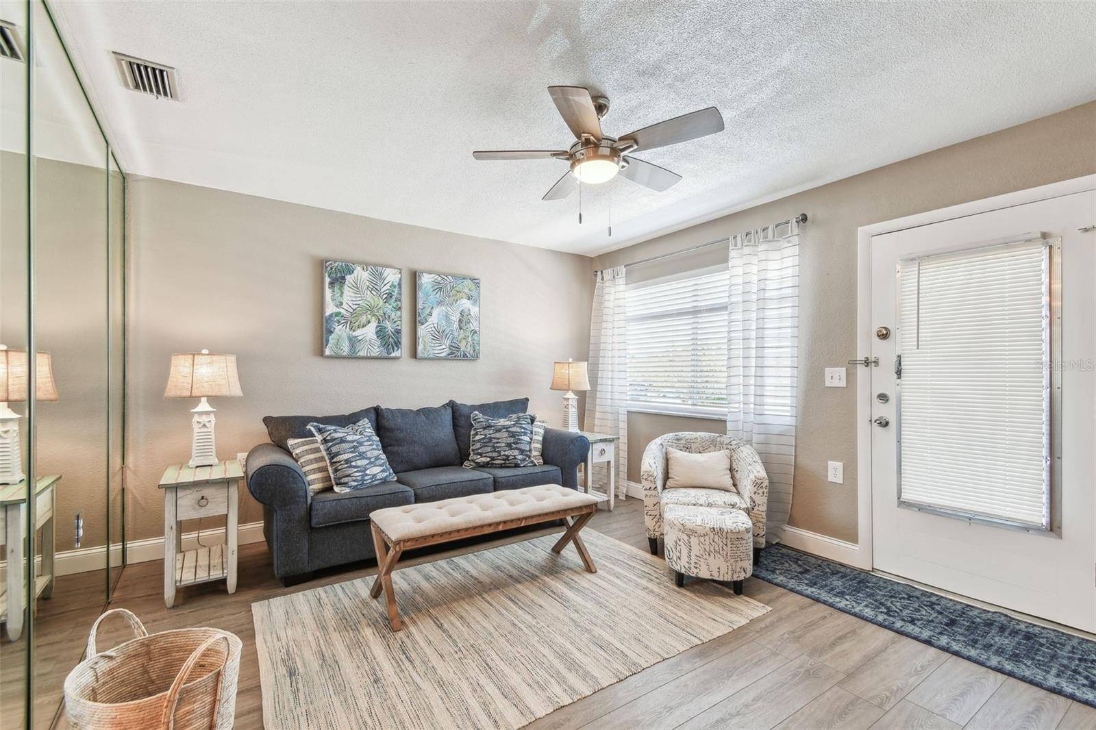 Seminole, FL 33772,8220 112TH ST N #206