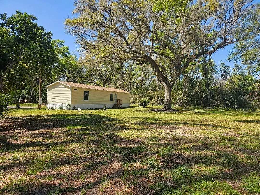 Dade City, FL 33523,36816 INDIAN LAKE CEMETERY RD