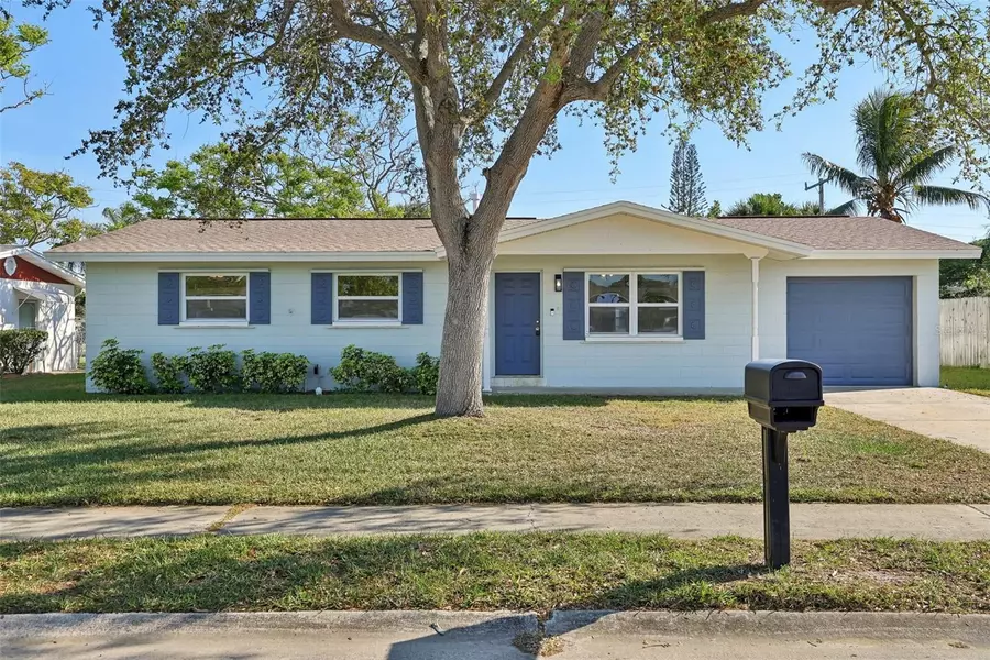 1525 PLUM AVE, Merritt Island, FL 32952