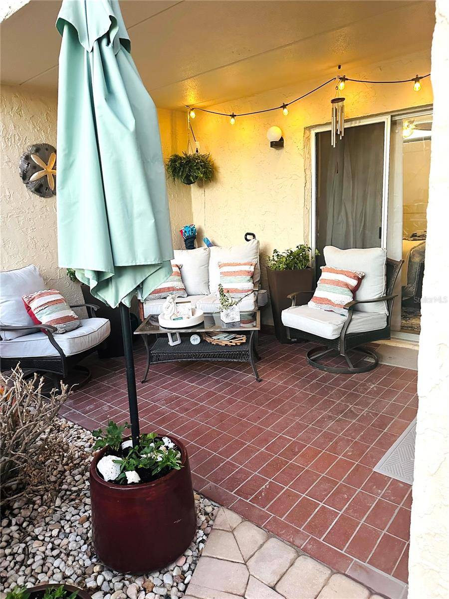 Sarasota, FL 34236,845 BENJAMIN FRANKLIN DR #102