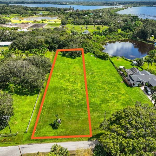 1484 CENTER RD, Terra Ceia, FL 34250
