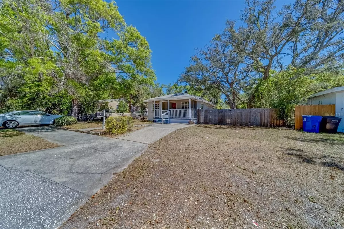 St Petersburg, FL 33711,2340 KINGSTON ST S