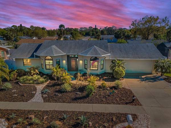 1017 JAMAICA WAY, Tarpon Springs, FL 34689