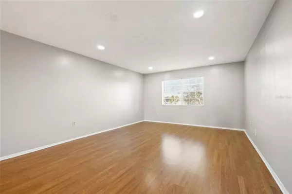 Belleair, FL 33756,1706 BELLEAIR FOREST DR #318