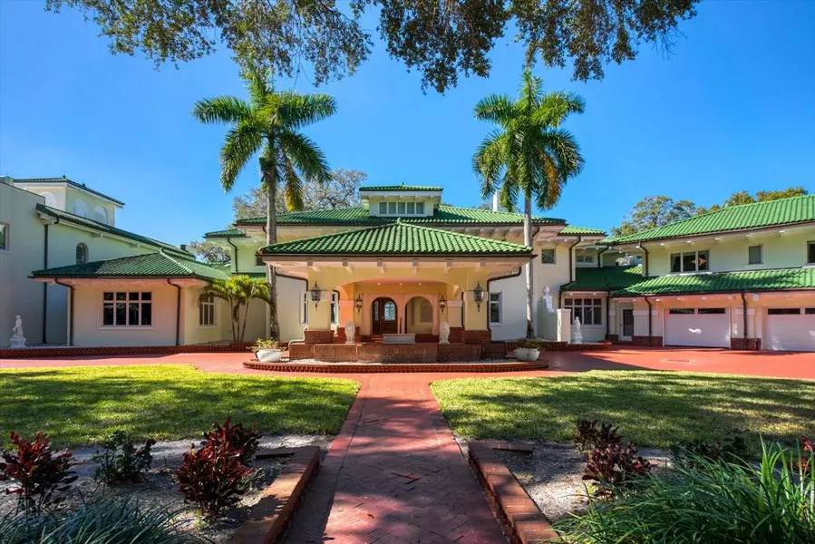 802 DRUID RD S, Clearwater, FL 33756