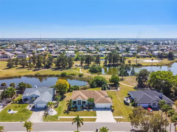 Apollo Beach, FL 33572,834 BIRDIE WAY