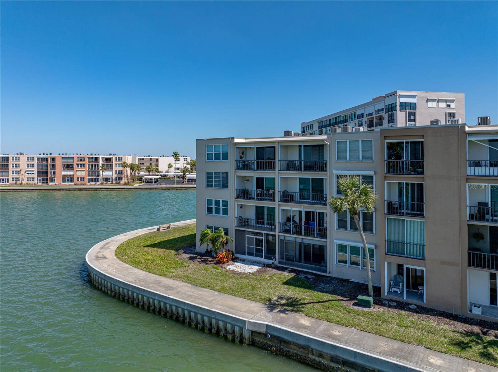 7910 SUN ISLAND DR S #301, South Pasadena, FL 33707