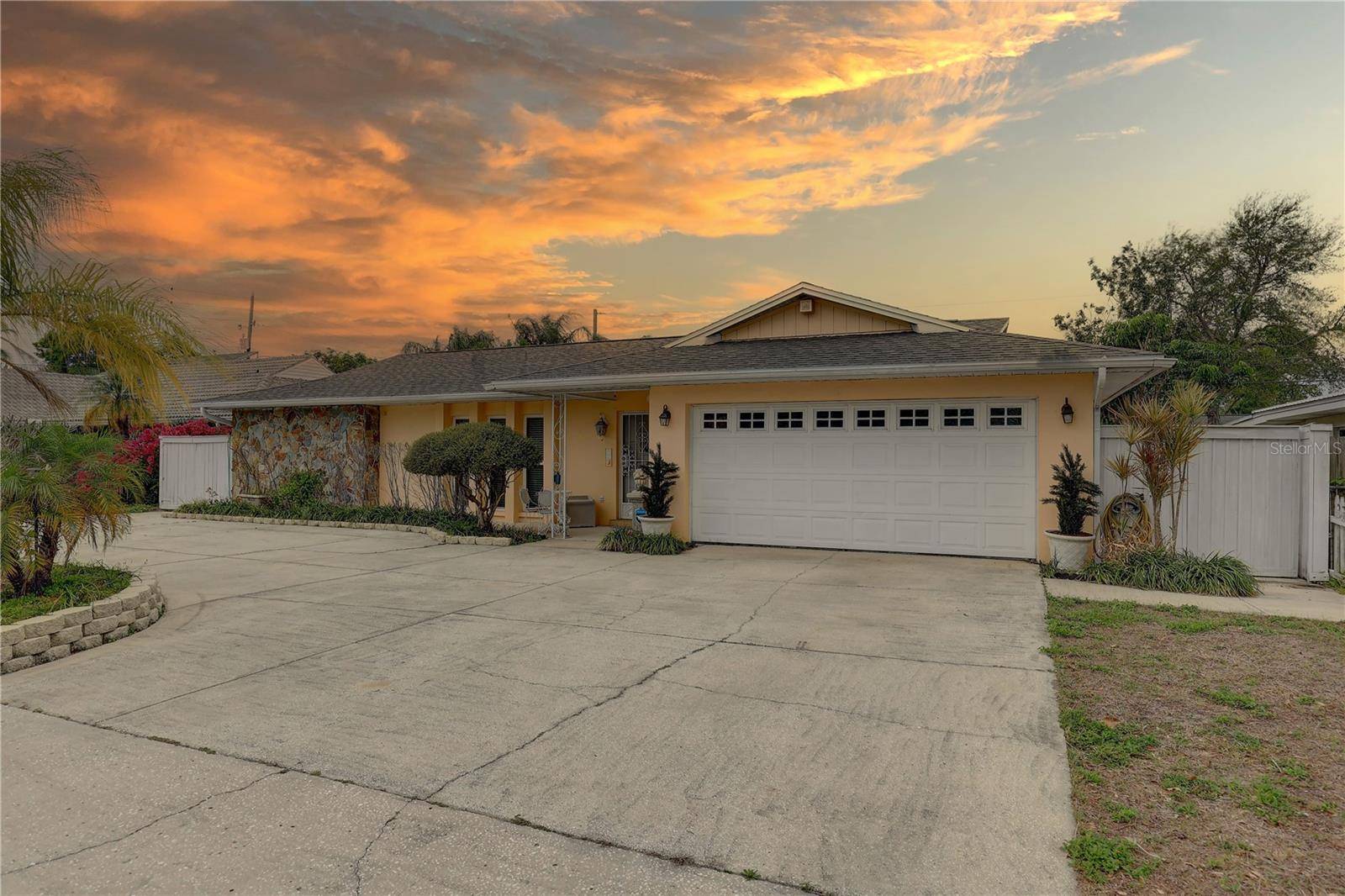 1992 S BELCHER RD, Clearwater, FL 33764