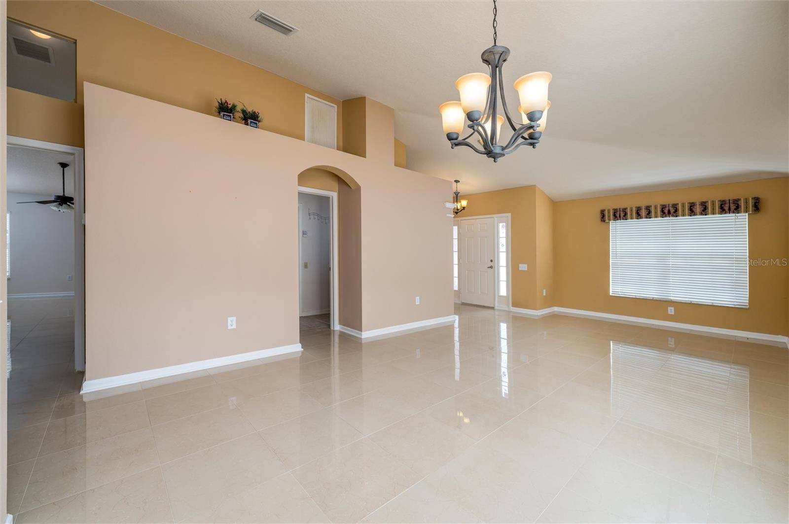 Wesley Chapel, FL 33544,25323 LEXINGTON OAKS BLVD
