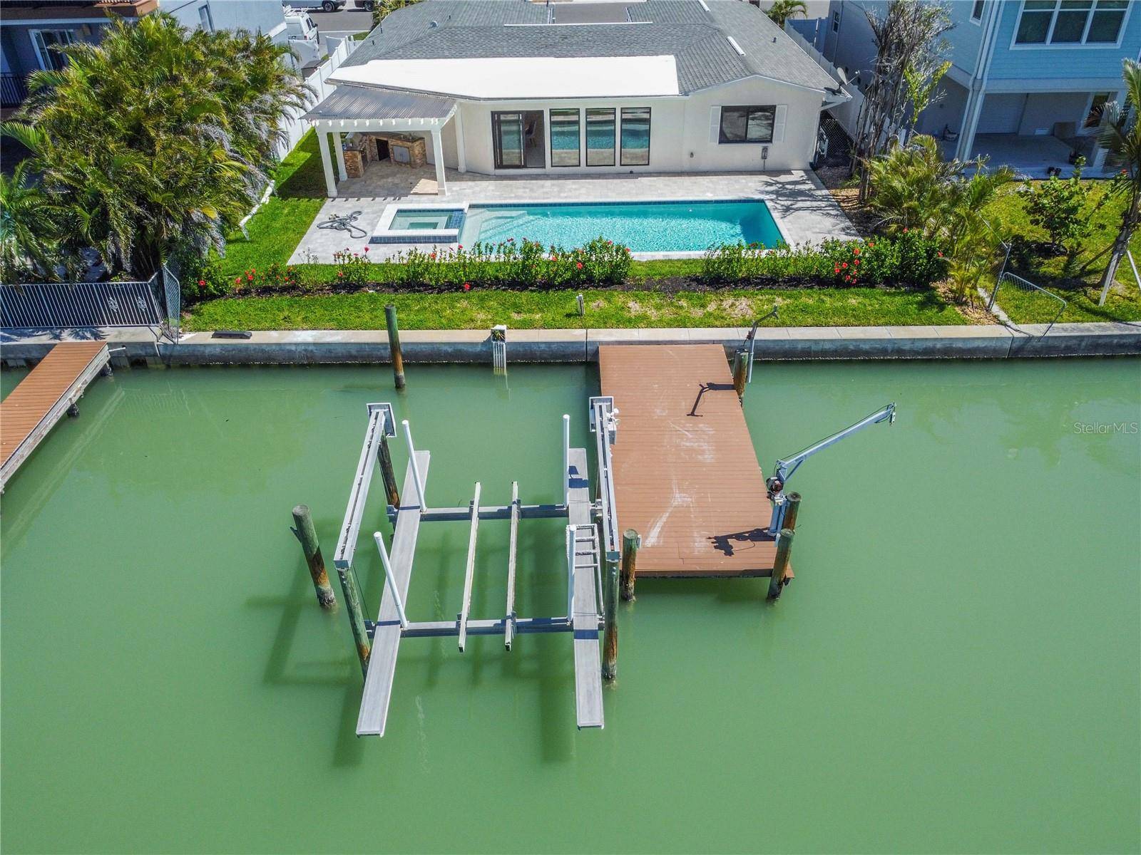 Madeira Beach, FL 33708,556 JOHNS PASS AVE