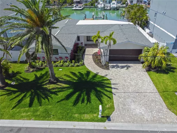 Madeira Beach, FL 33708,556 JOHNS PASS AVE