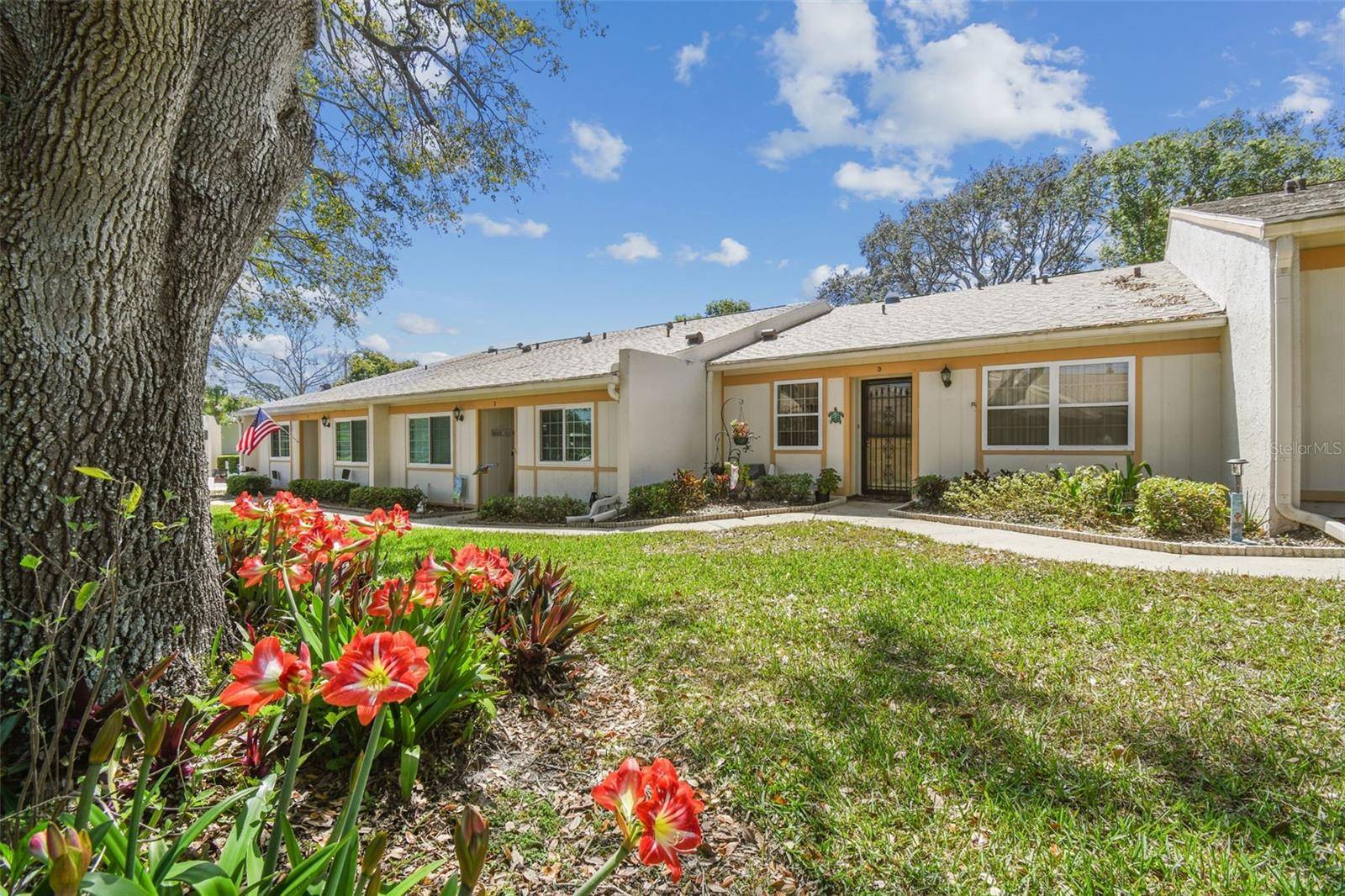 8130 BRADDOCK CIR #3, Port Richey, FL 34668