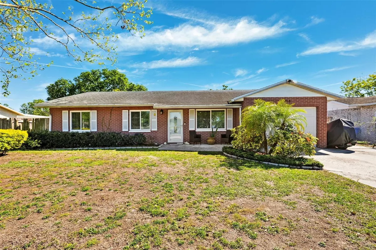 Seffner, FL 33584,506 AVOCADO DR