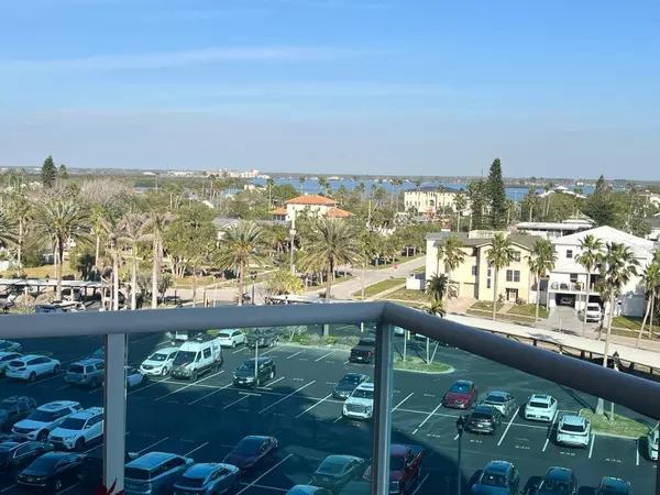 Clearwater Beach, FL 33767,880 MANDALAY AVE #S514