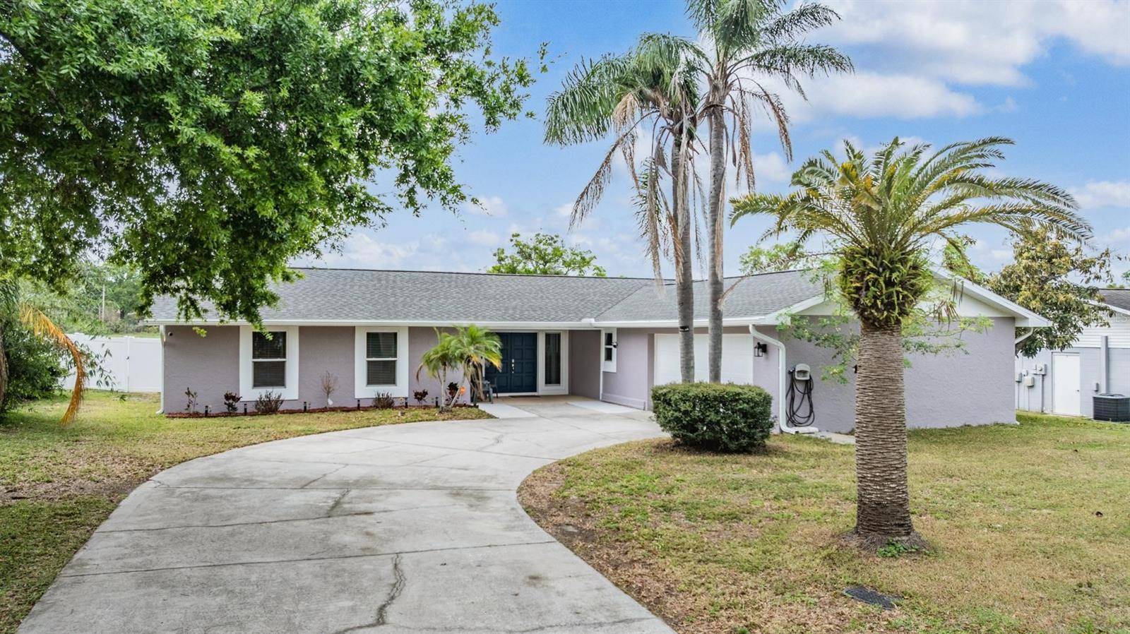 Lakeland, FL 33813,4523 OAKGLEN RD