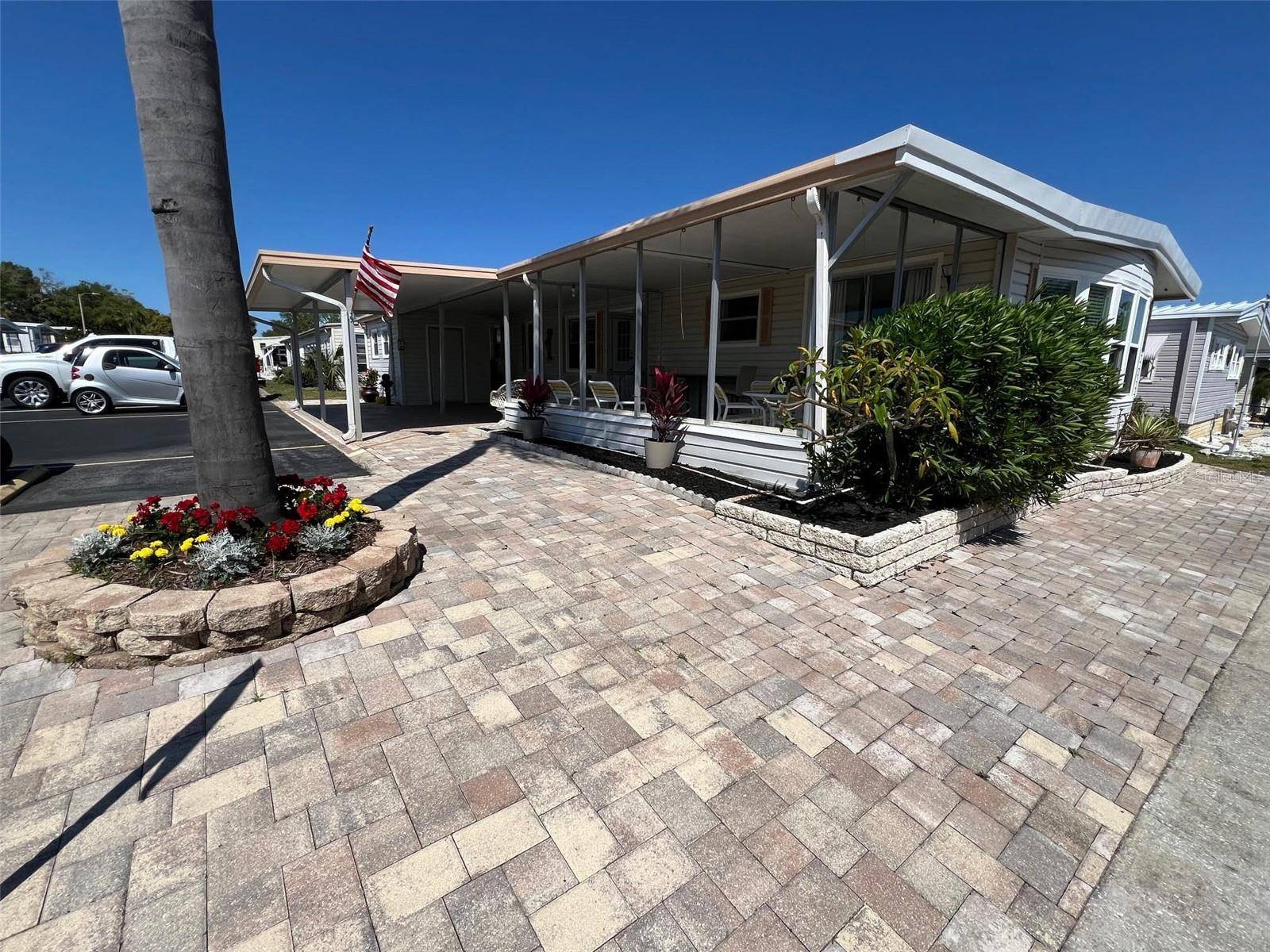 Largo, FL 33778,778 ROYAL PALM CIR