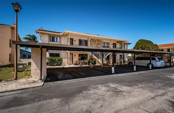 9980 EAGLES POINT CIR #1, Port Richey, FL 34668