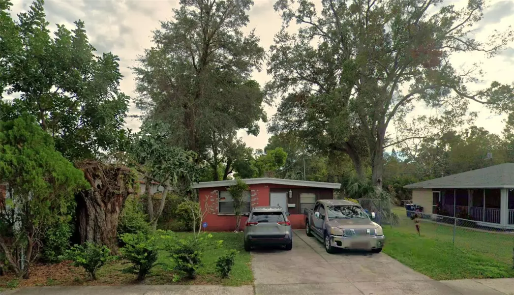 2110 OAKLEY AVE S, St Petersburg, FL 33712