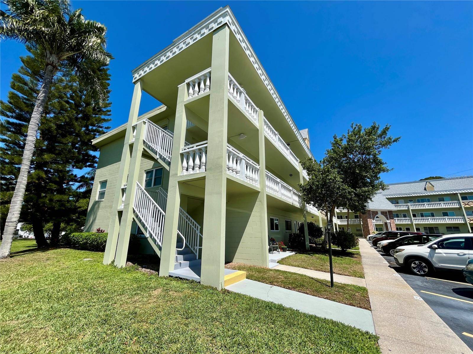Clearwater, FL 33763,2460 CANADIAN WAY #36