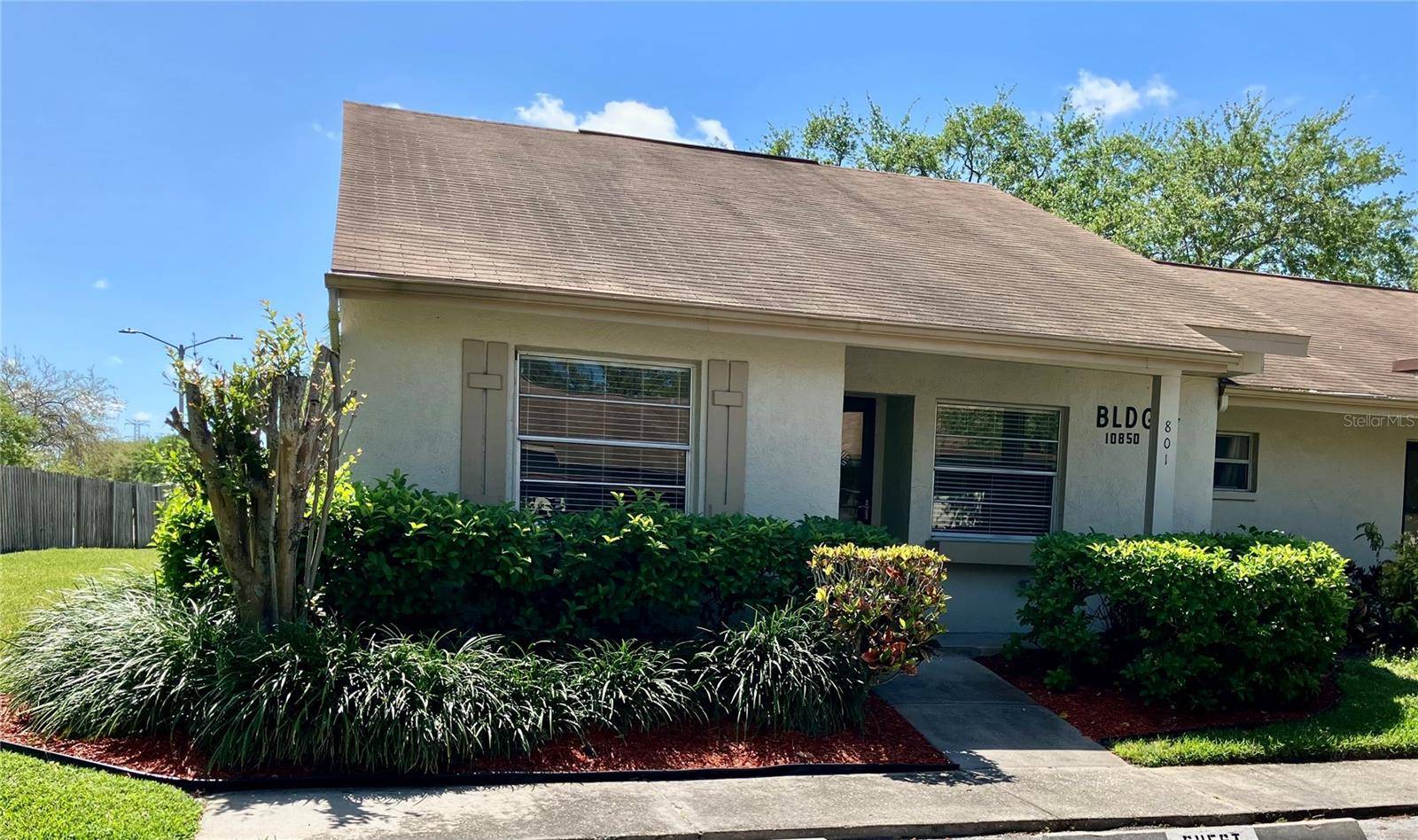 10850 43RD ST N #801, Clearwater, FL 33762