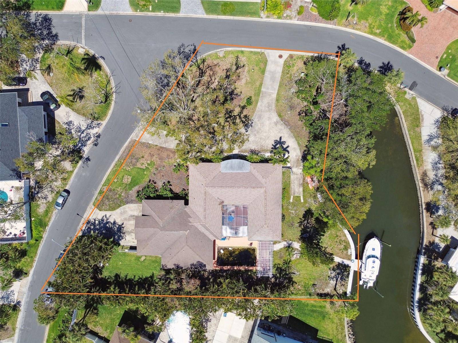 St Petersburg, FL 33703,2180 BAYOU GRANDE BLVD NE