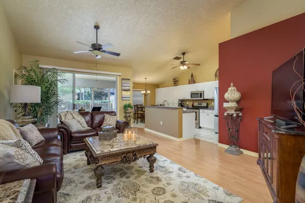 Clearwater, FL 33761,3056 PEPPERWOOD LN W