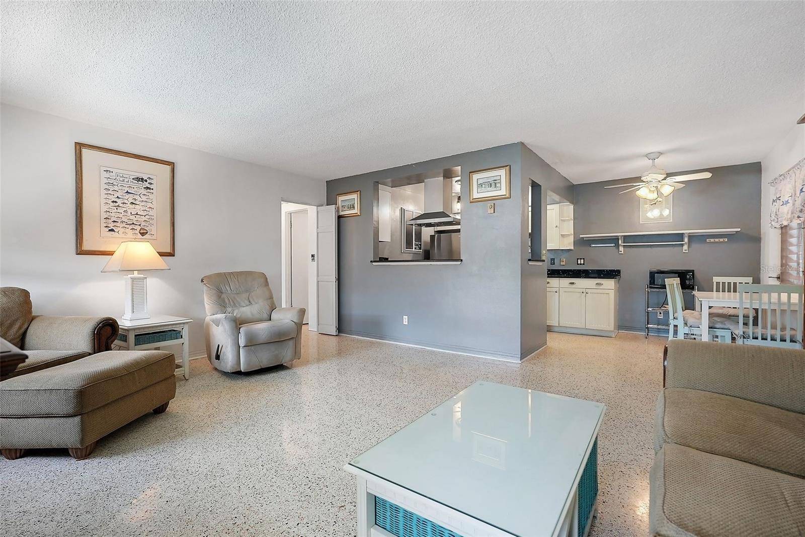 St Pete Beach, FL 33706,121 46TH AVE #2H