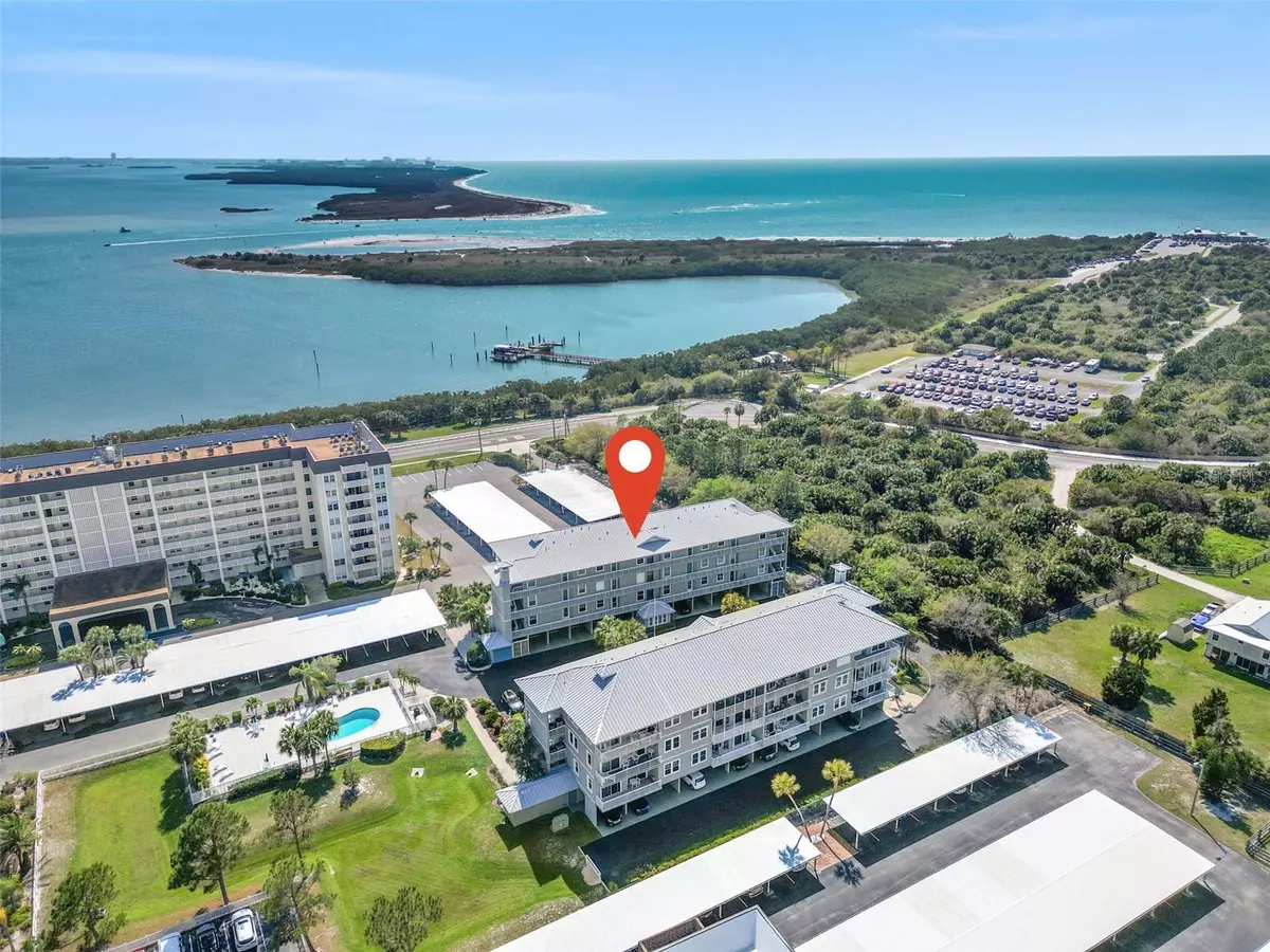 Dunedin, FL 34698,5 ISLAND PARK PL #305