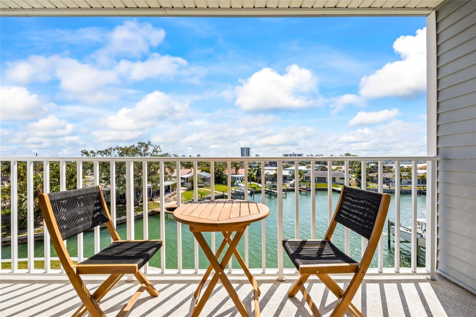 Clearwater Beach, FL 33767,610 ISLAND WAY #302
