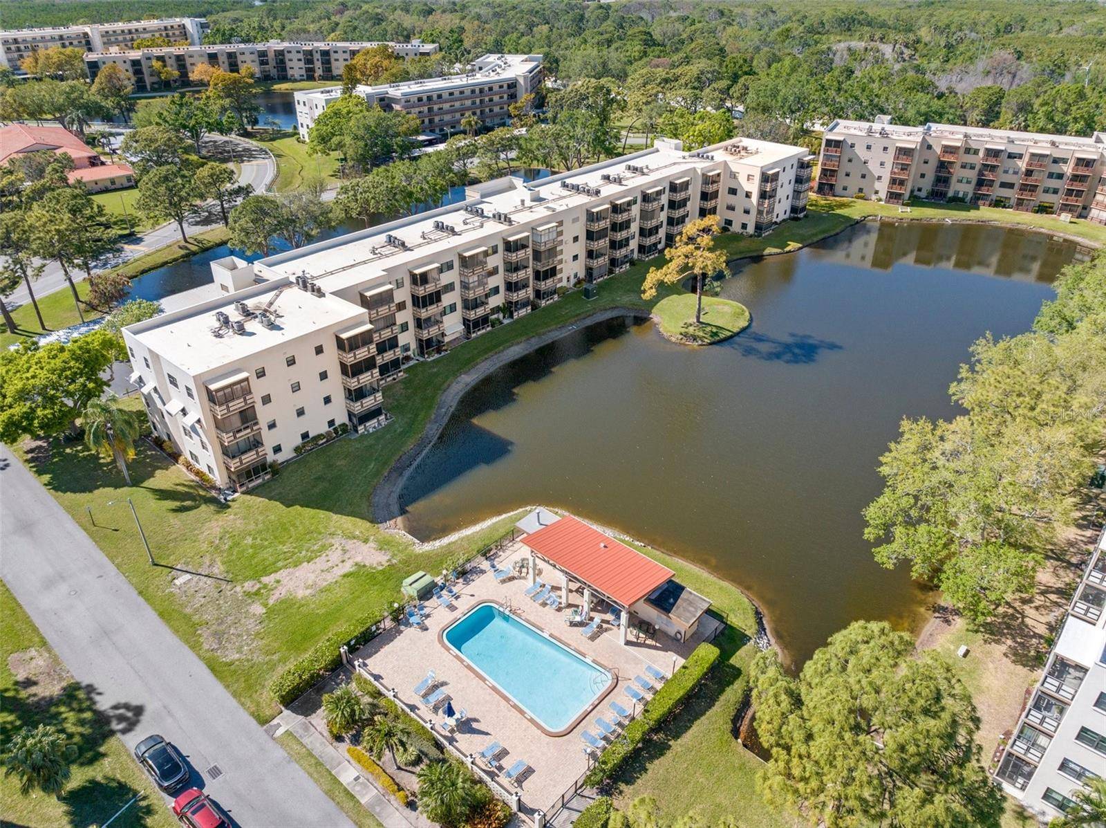 St Petersburg, FL 33709,6070 80TH ST N #104