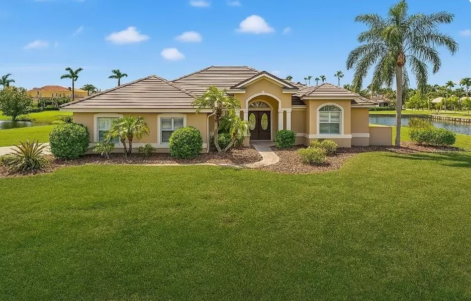 6181 9TH AVENUE CIR NE, Bradenton, FL 34212