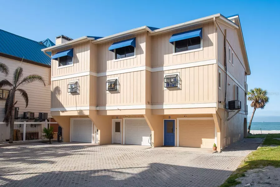 12512 1ST ST W #2, Treasure Island, FL 33706