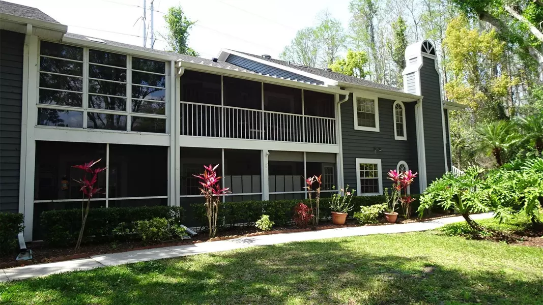 2101 FOX CHASE BLVD #102, Palm Harbor, FL 34683