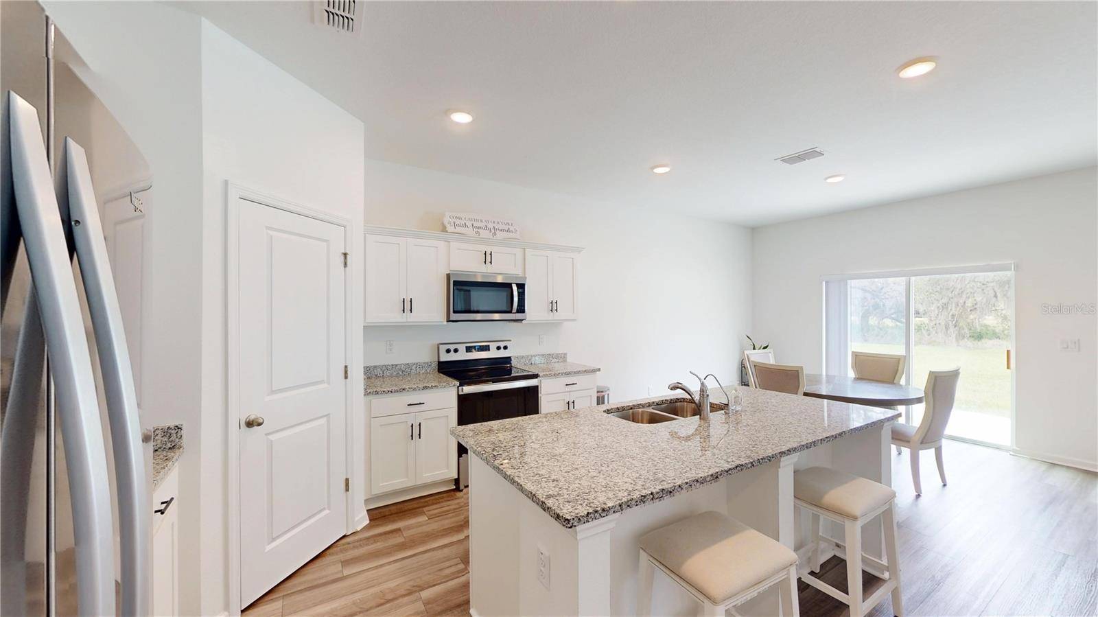 Zephyrhills, FL 33541,35646 EASTBROOK AVE