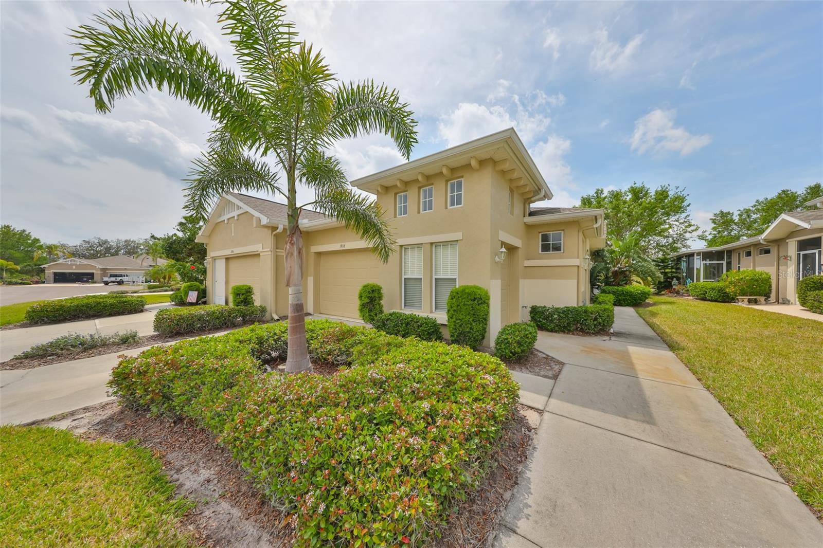 1916 INVERNESS GREENS DR, Sun City Center, FL 33573