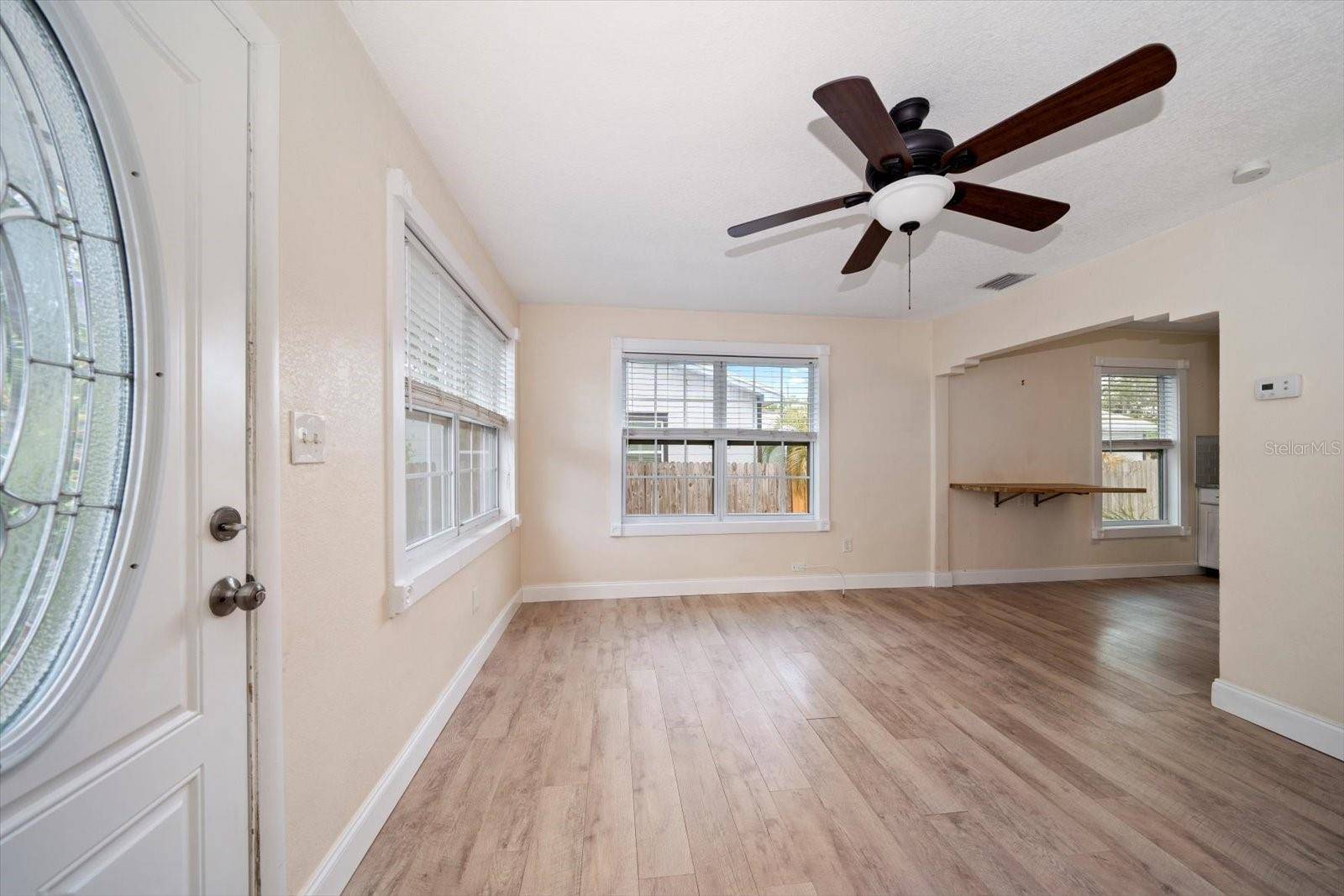St Petersburg, FL 33713,2585 9TH AVE N
