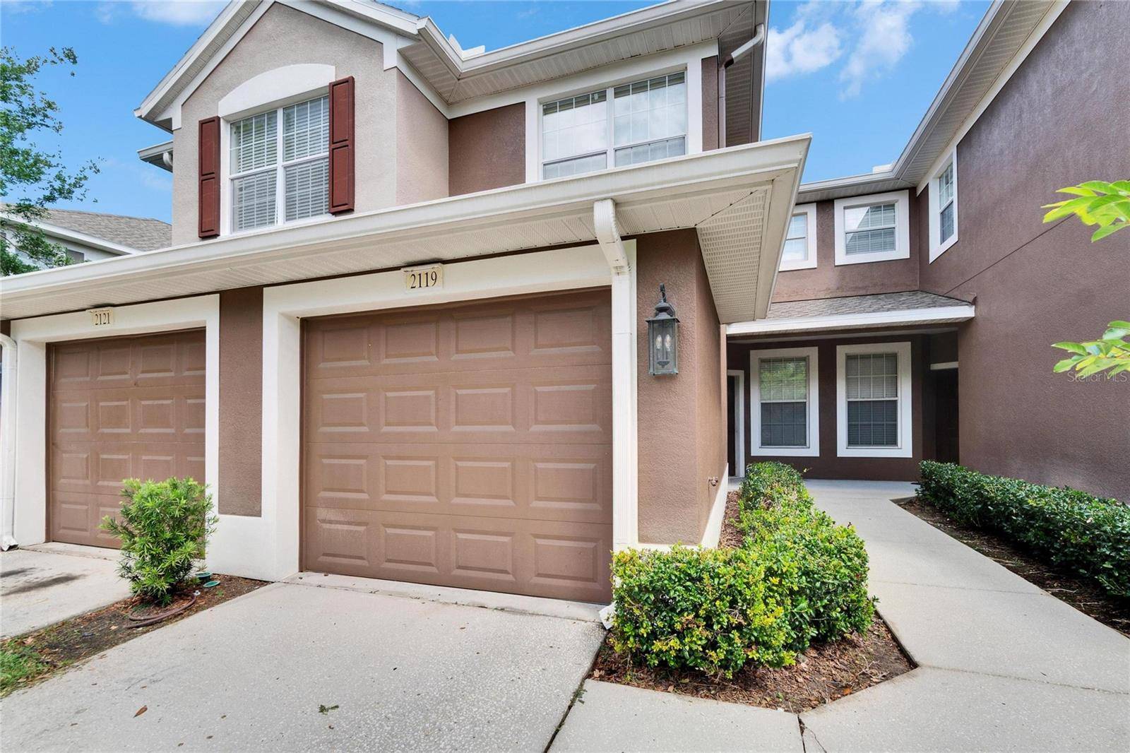 2119 KINGS PALACE DR,  Riverview,  FL 33578