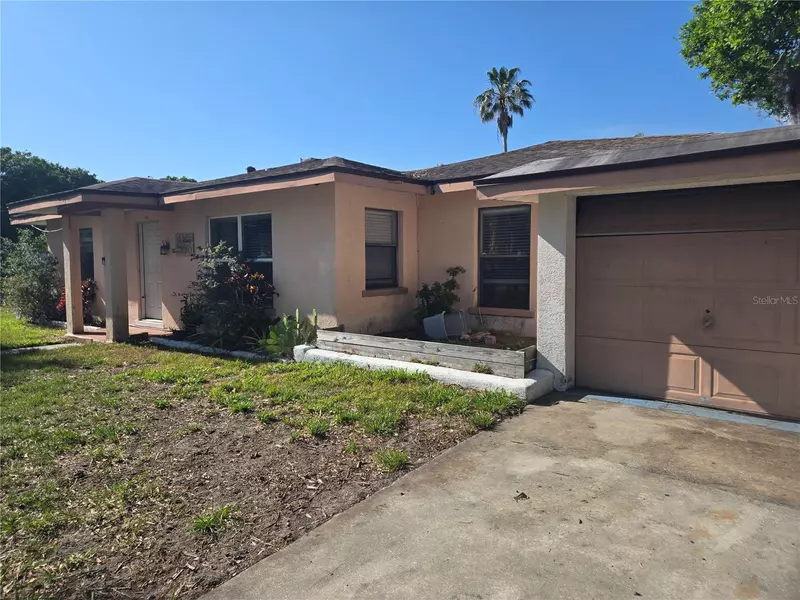 204 SHORE DR W, Oldsmar, FL 34677