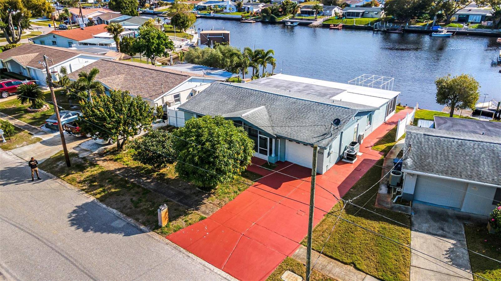 1240 TRUNKFISH DR, Holiday, FL 34690