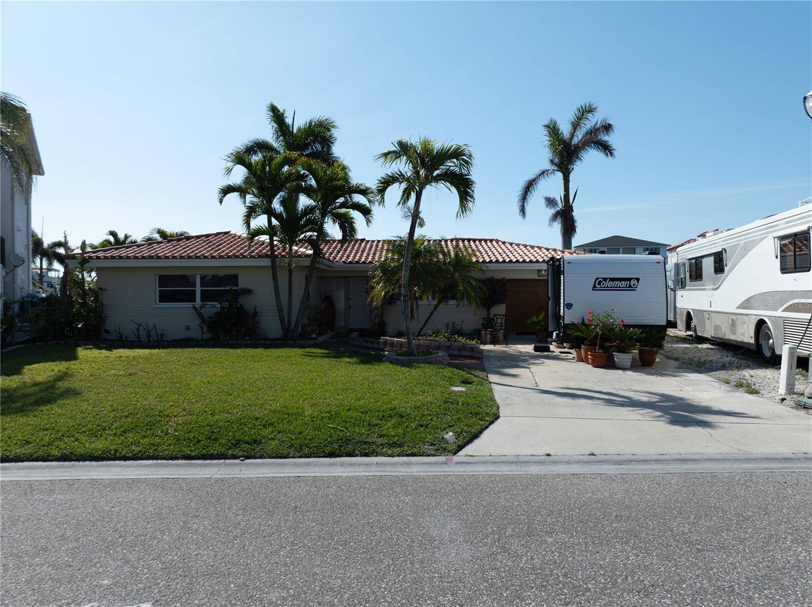 Redington Shores, FL 33708,187 175TH TERRACE DR E