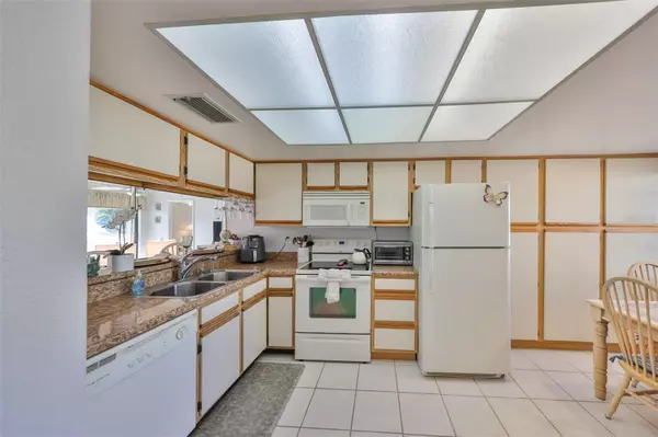 Seminole, FL 33772,6123 113TH ST #510