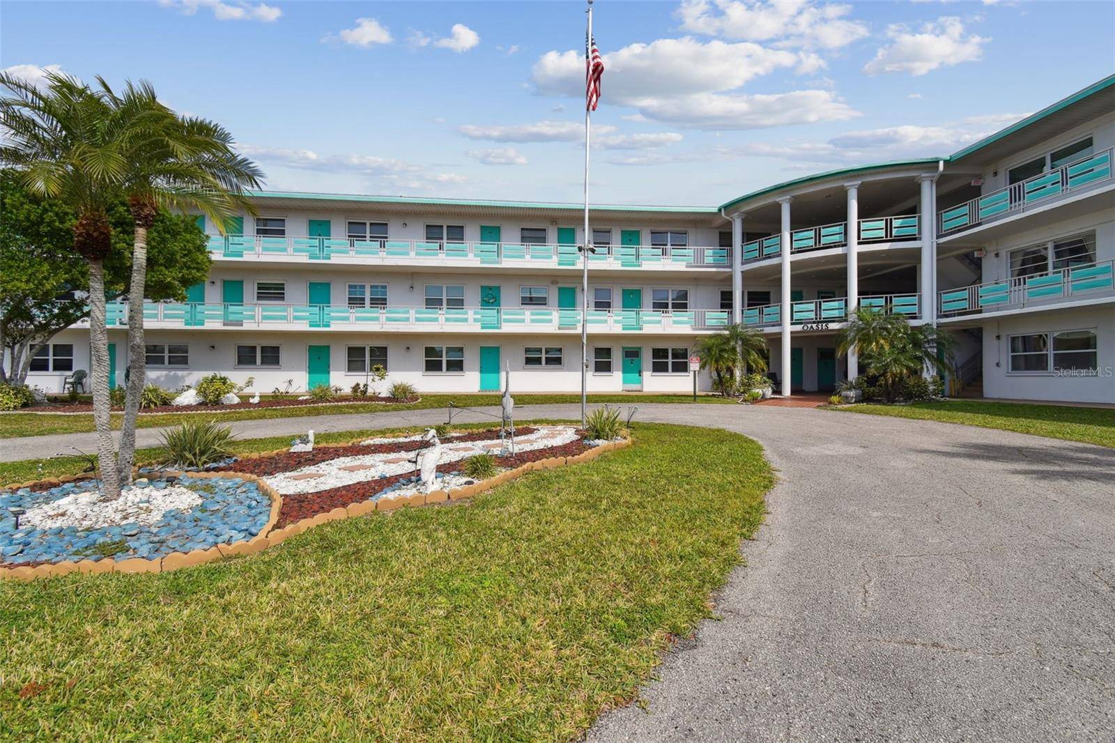 St Petersburg, FL 33714,1900 59TH AVE N #108