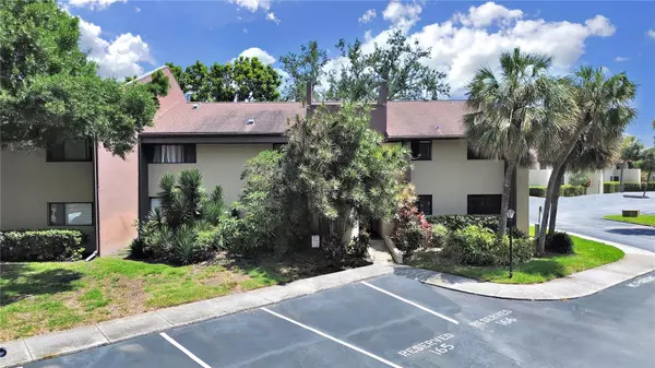785 S VILLAGE DR N #106, St Petersburg, FL 33716