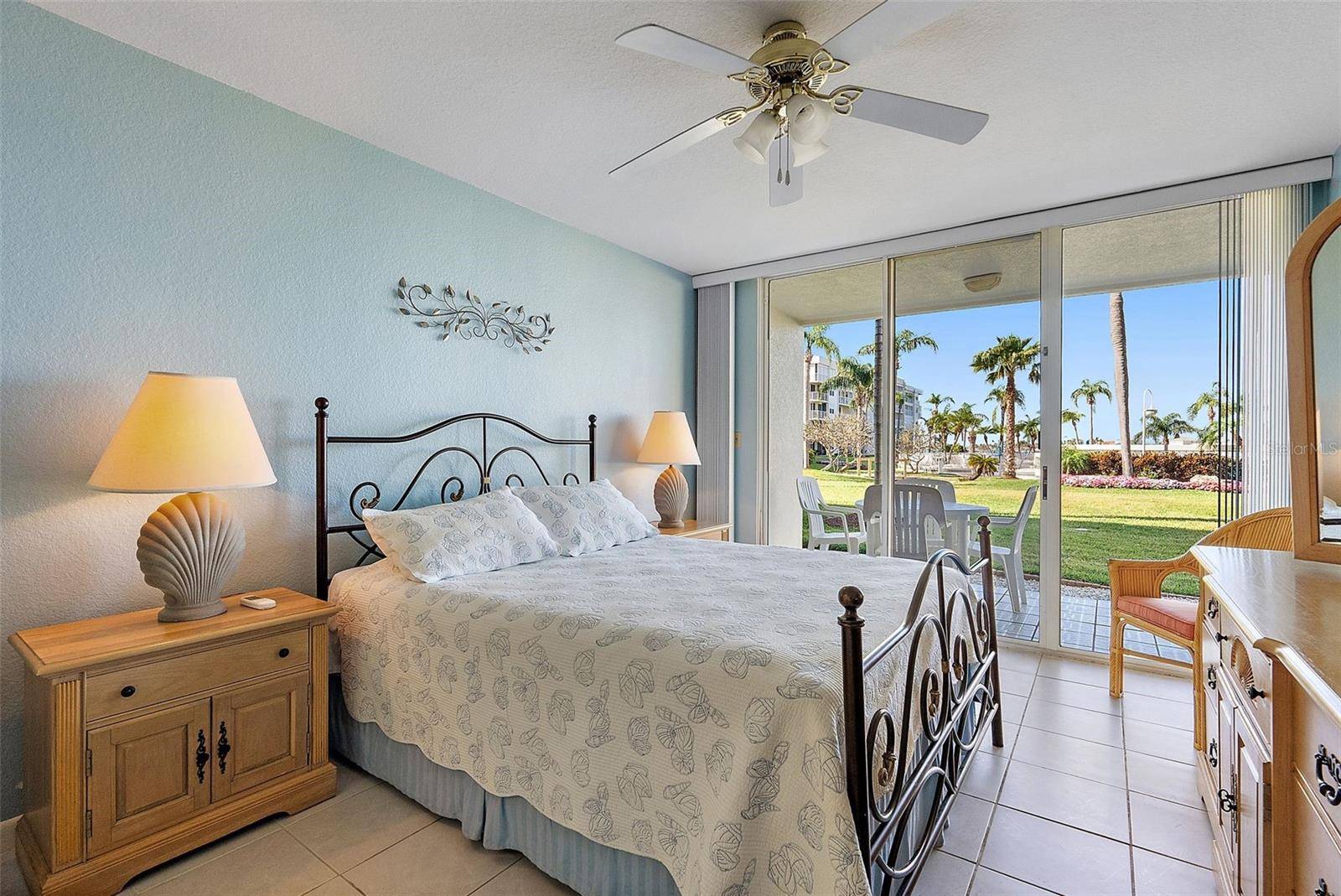 St Petersburg, FL 33715,6021 BAHIA DEL MAR CIR #137