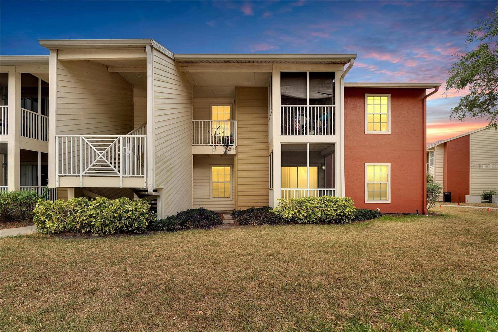 209 LAKE BROOK CIR #104, Brandon, FL 33511