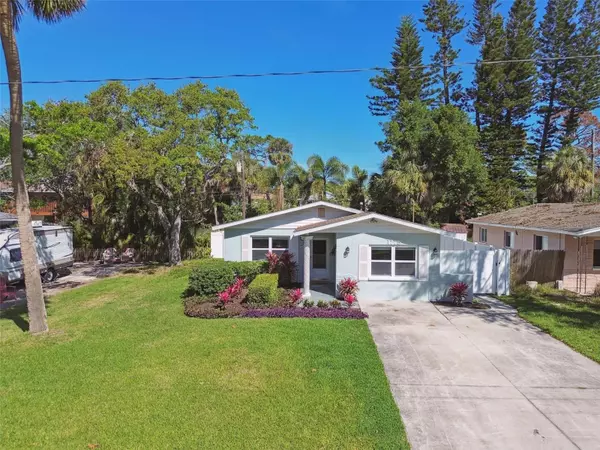 1775 MICHIGAN AVE NE, St Petersburg, FL 33703
