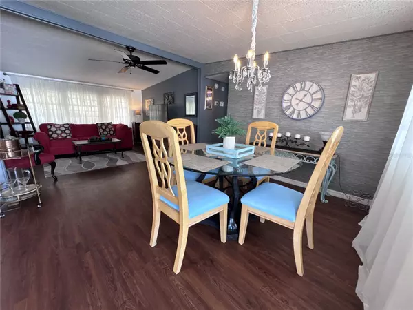 Clearwater, FL 33764,2331 BELLEAIR RD #904