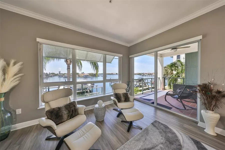 1038 BELLASOL WAY #202, Apollo Beach, FL 33572