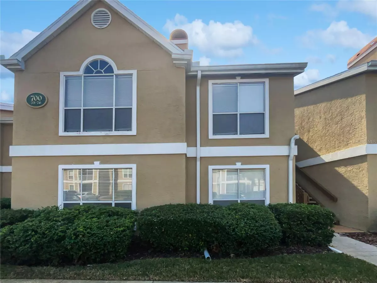 Tampa, FL 33647,9481 HIGHLAND OAK DR #703