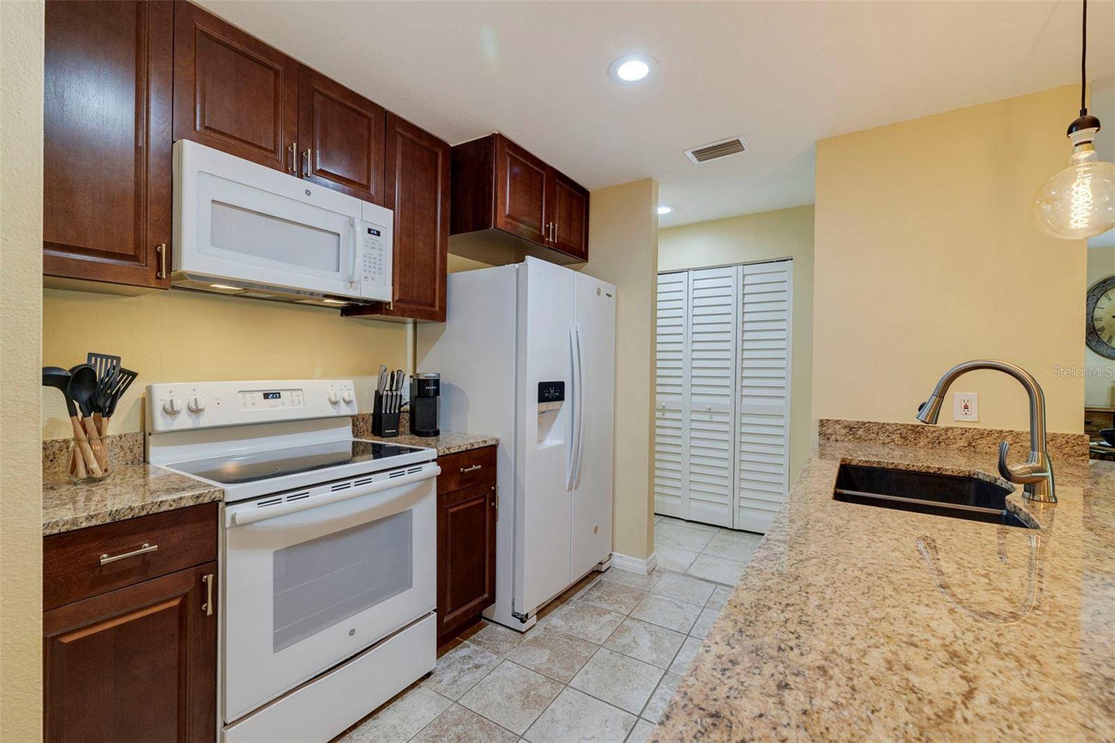 St Petersburg, FL 33712,3001 58TH AVE S #1014(Furnished)